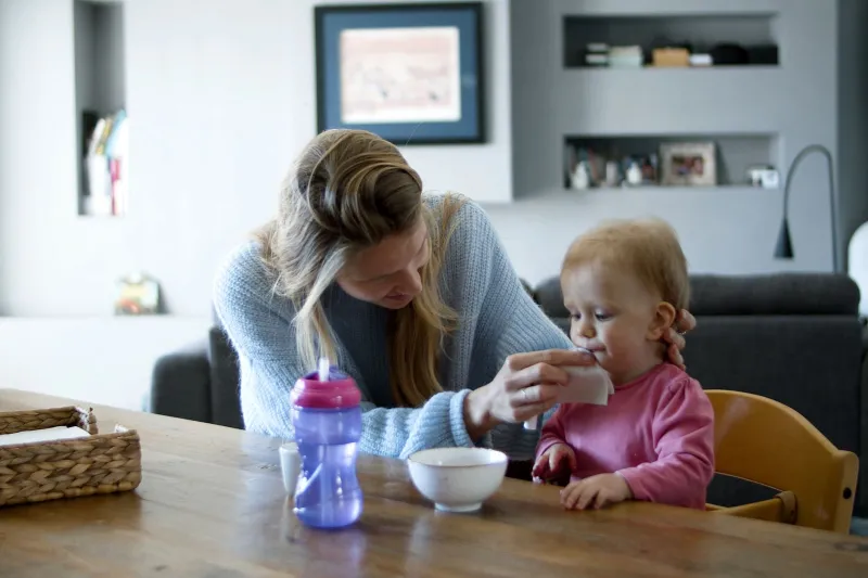 Nounou, crèche, assistante maternelle : qui est vraiment responsable si votre enfant se blesse ?